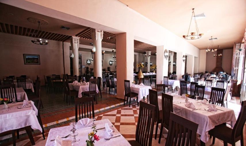 Hotel Club Hanane Ouarzazate Exteriör bild
