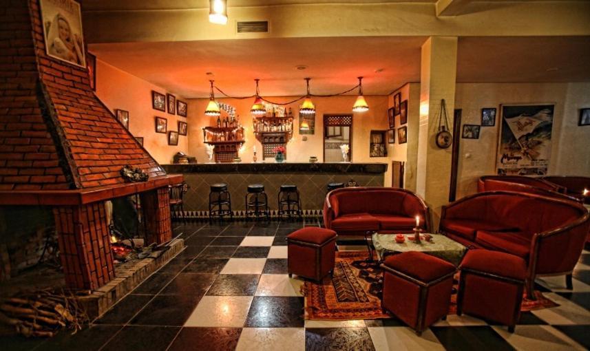 Hotel Club Hanane Ouarzazate Exteriör bild